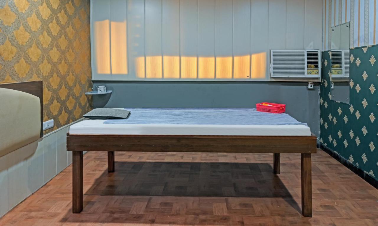 Itsy Hotels Auzone & Spa Chandigarh Bagian luar foto