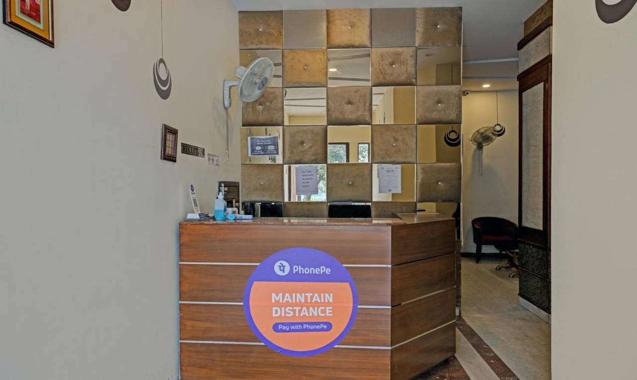 Itsy Hotels Auzone & Spa Chandigarh Bagian luar foto