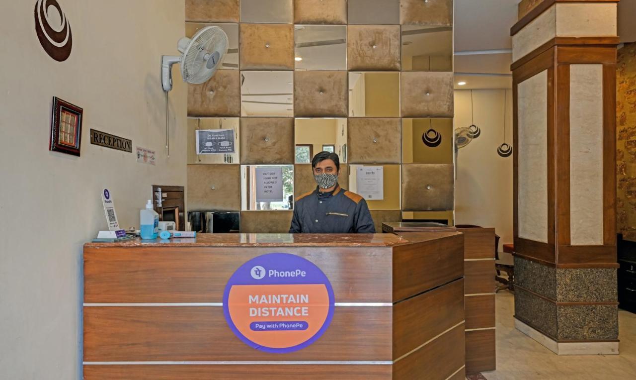 Itsy Hotels Auzone & Spa Chandigarh Bagian luar foto